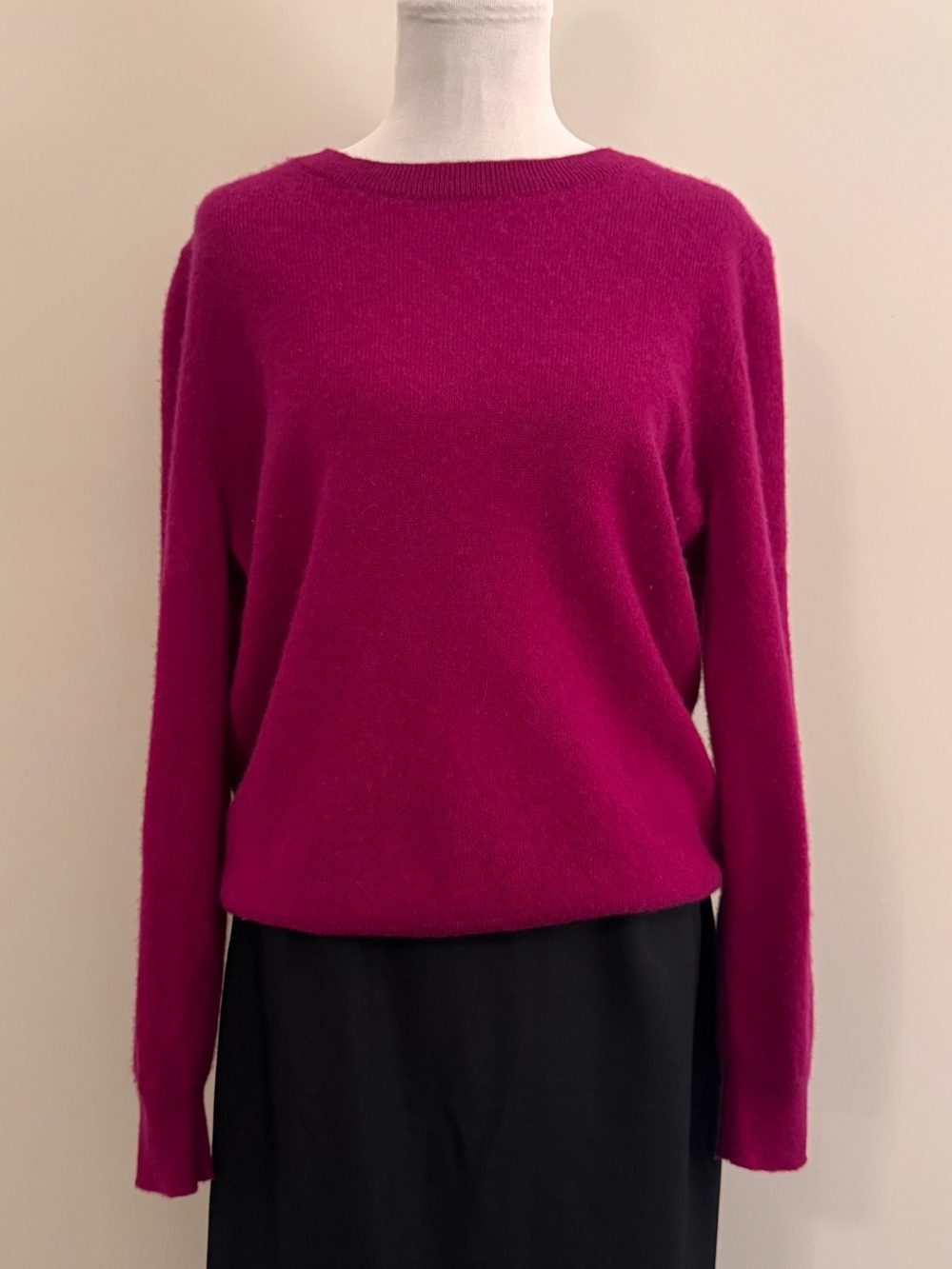 Nordstrom 100% Cashmere Crewneck Sweater in Dark Magenta Pink - Size Medium